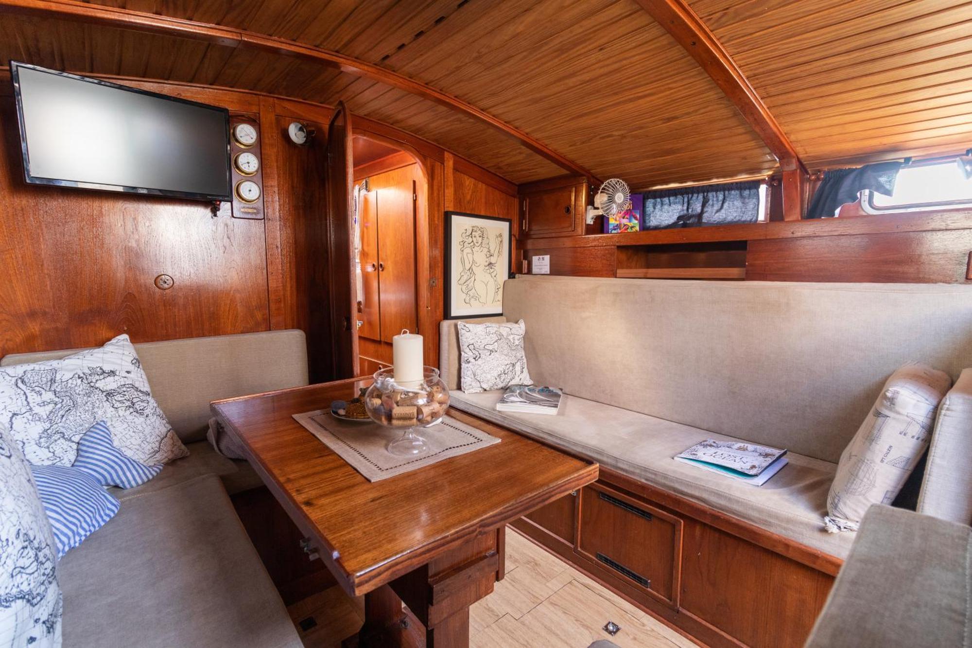Hotel en barco Quo Vadis Yacht